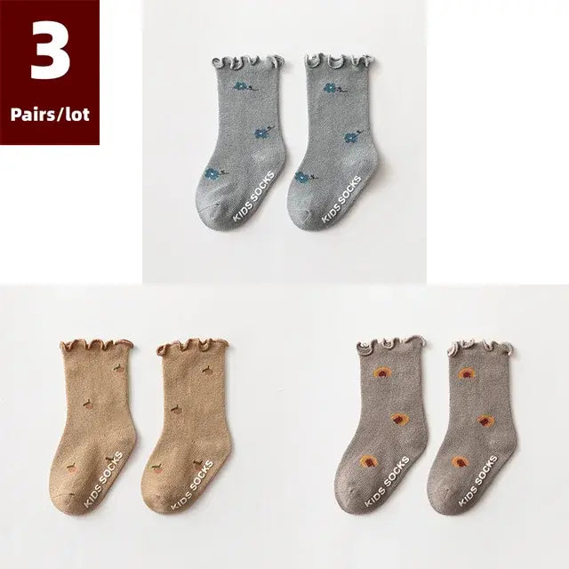 Set of 3 Pairs of Anti-Slip Children's Socks – Soft Cotton, Comfortable & Safe for Boys and Girls