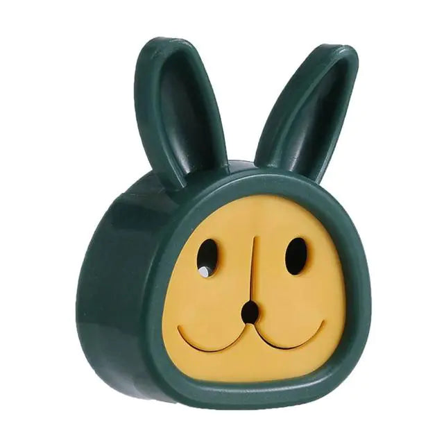 Cute Towel Plug Holder for Kids' Bathroom – Fun and Practical Storage Solution