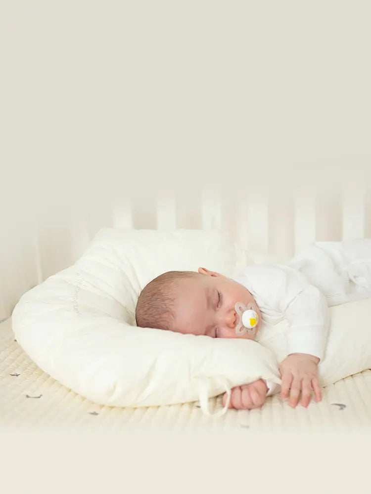 Newborn Baby Pillow - Ergonomic Support for Head and Neck Alignment