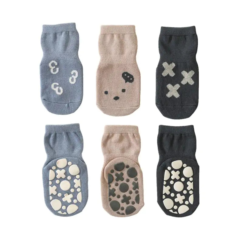 Grippy Socks – Non-Slip, Comfortable, and Stylish Cotton Blend for Everyday Wear