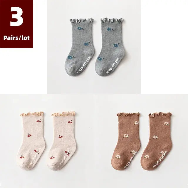 Set of 3 Pairs of Anti-Slip Children's Socks – Soft Cotton, Comfortable & Safe for Boys and Girls