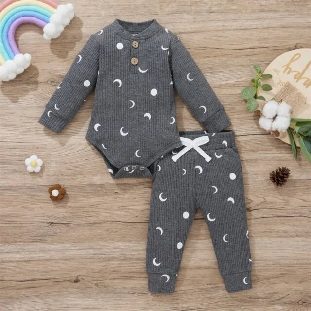 Cozy Cotton Baby Bodysuit & Elastic Pants Set for Boys
