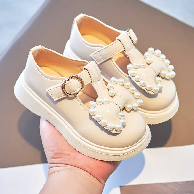 Pearl Bow Princess Shoes – Elegant and Comfortable Footwear for Little Girls
