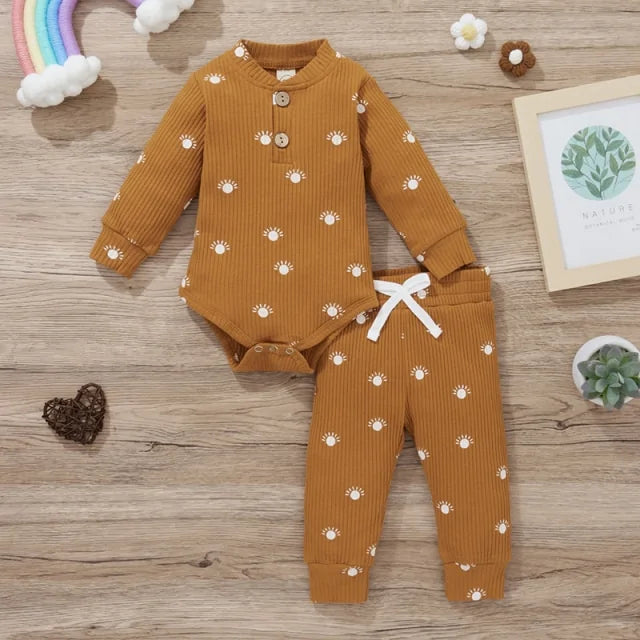 Cozy Cotton Baby Bodysuit & Elastic Pants Set for Boys