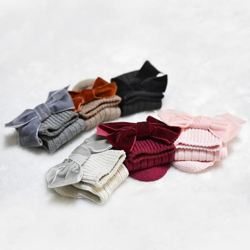 Girls' Cotton and Spandex Solid Socks - Velvet Bow