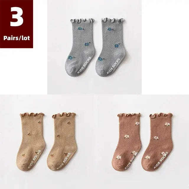 Set of 3 Pairs of Anti-Slip Children's Socks – Soft Cotton, Comfortable & Safe for Boys and Girls