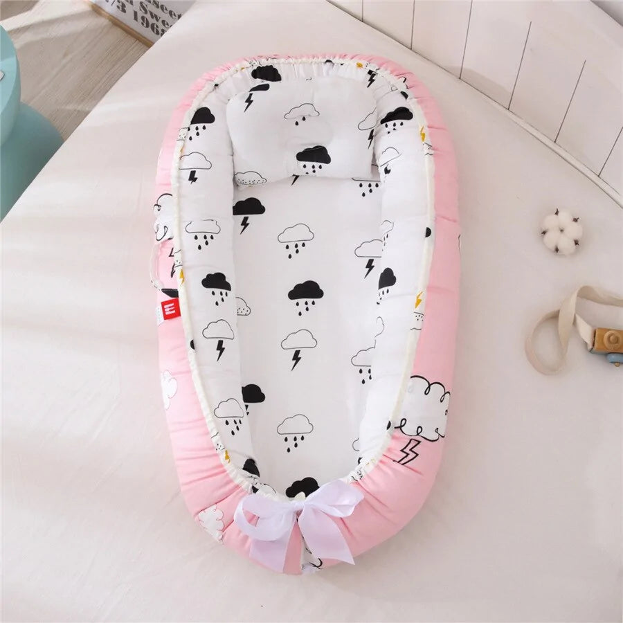 Babynest Portable Newborn Lounger - Cozy, Secure & Machine Washable