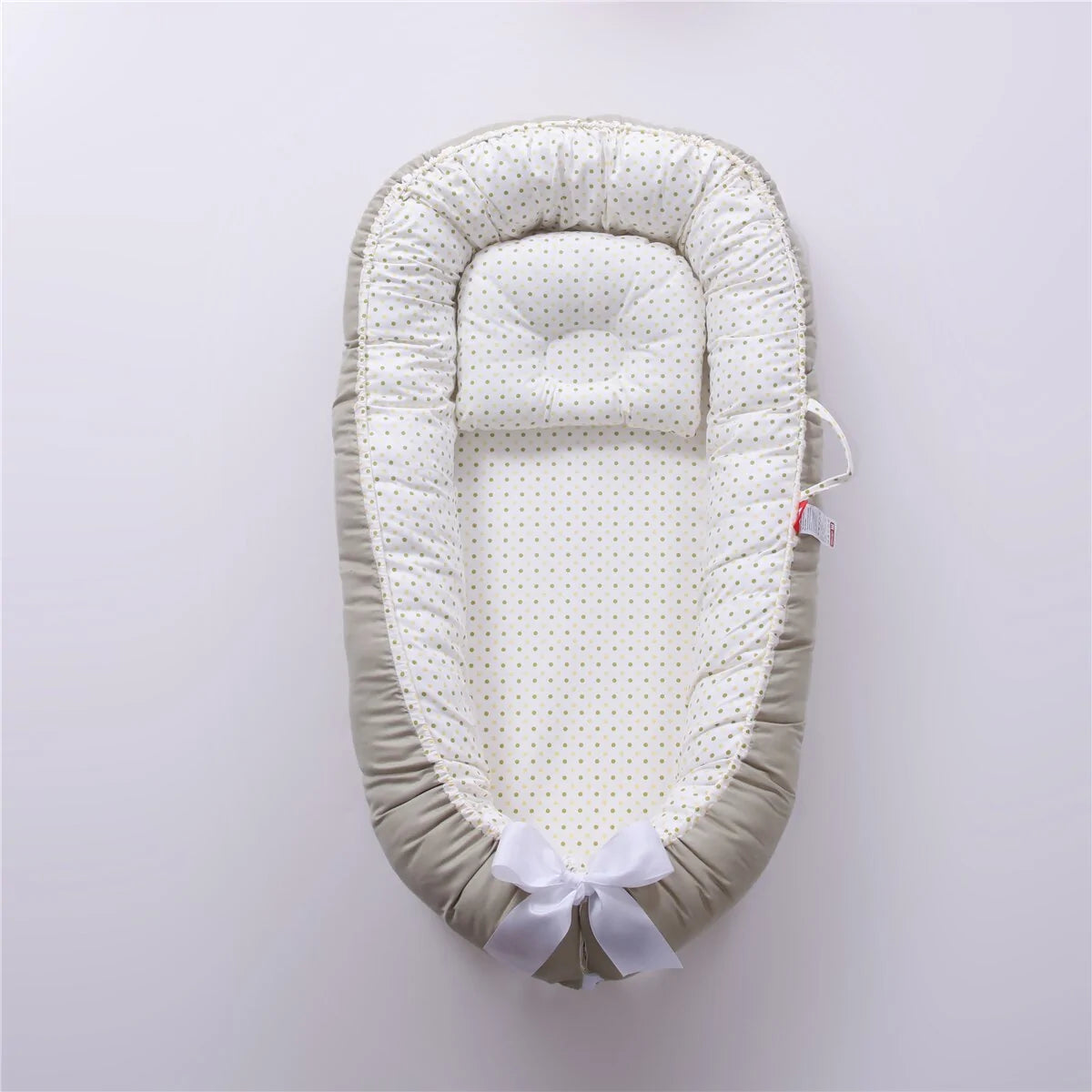 Babynest Portable Newborn Lounger - Cozy, Secure & Machine Washable