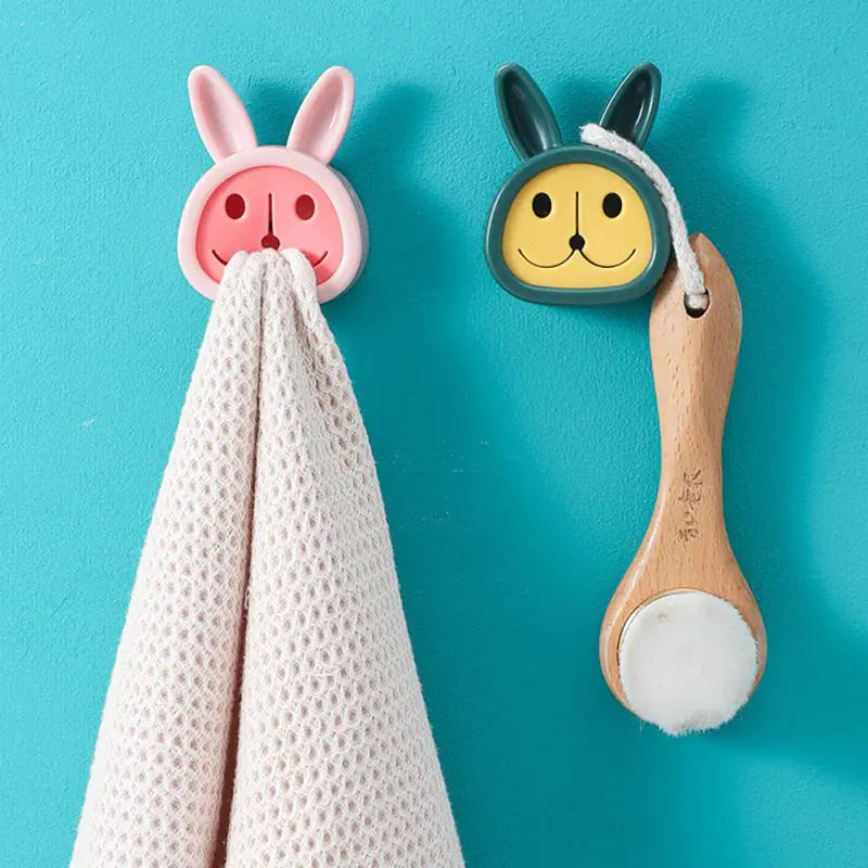 Cute Towel Plug Holder for Kids' Bathroom – Fun and Practical Storage Solution
