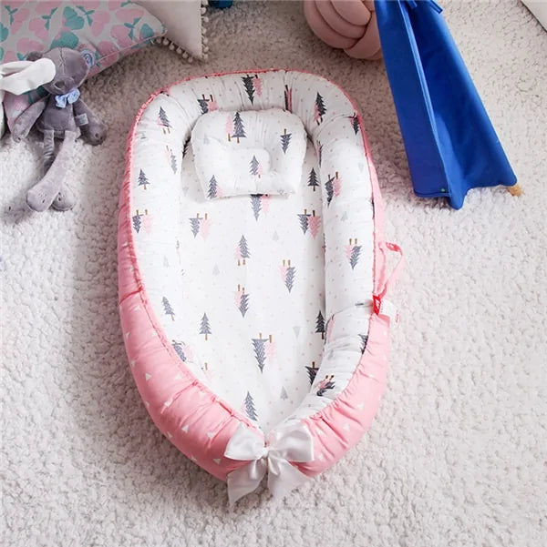 Babynest Portable Newborn Lounger - Cozy, Secure & Machine Washable