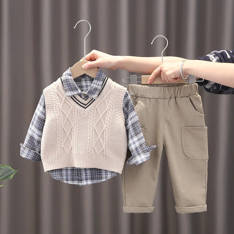 Soft & Stylish Baby Boy Outfit – Easy-Wear Everyday Essentials