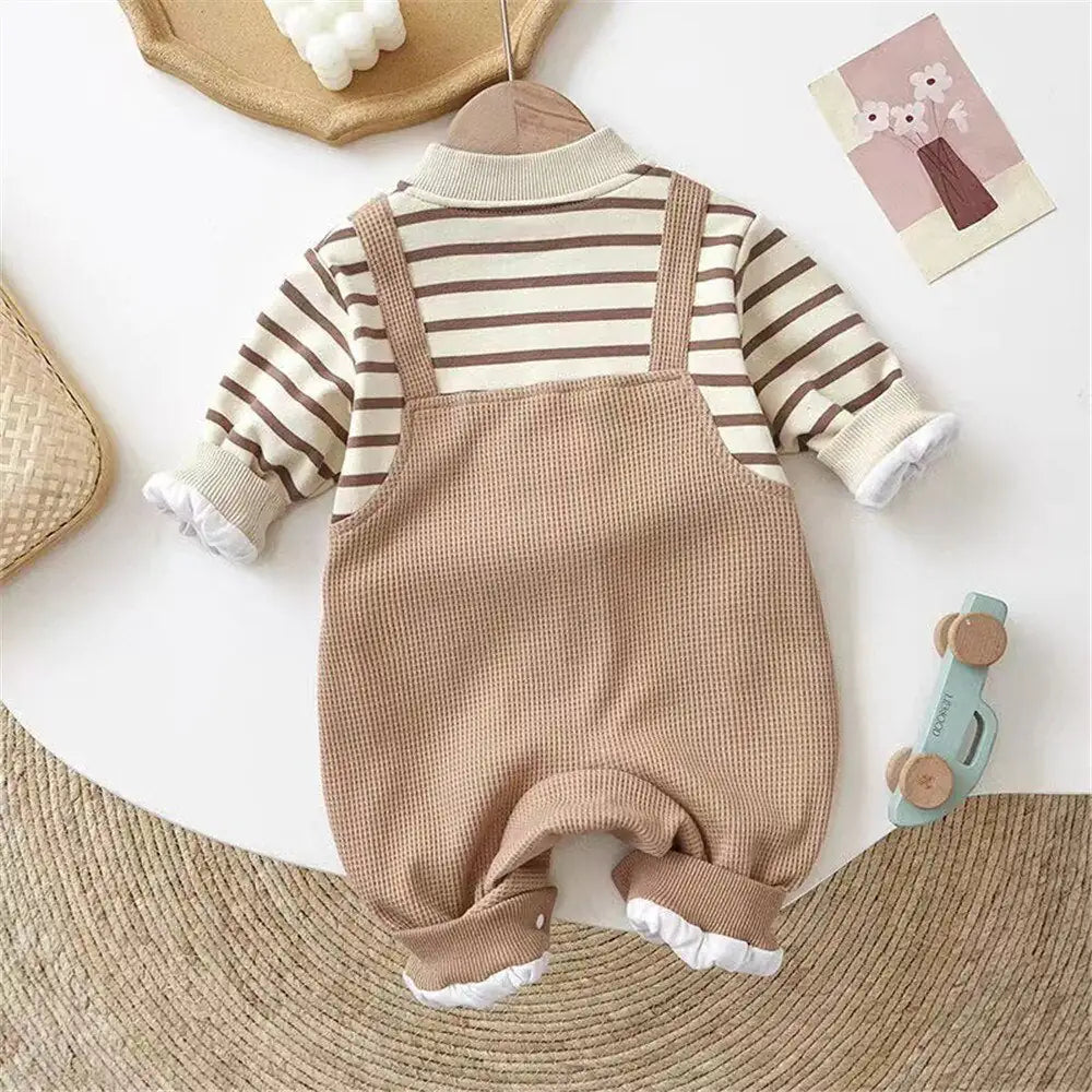 Adorable Bear Romper for Babies – Soft, Cozy, and Convenient