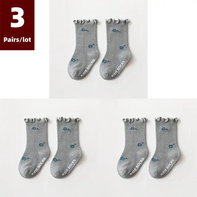 Set of 3 Pairs of Anti-Slip Children's Socks – Soft Cotton, Comfortable & Safe for Boys and Girls