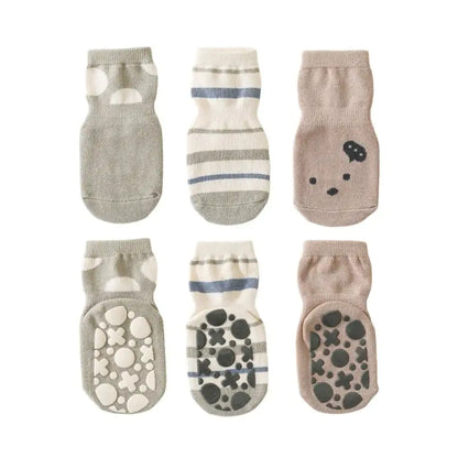 Grippy Socks – Non-Slip, Comfortable, and Stylish Cotton Blend for Everyday Wear