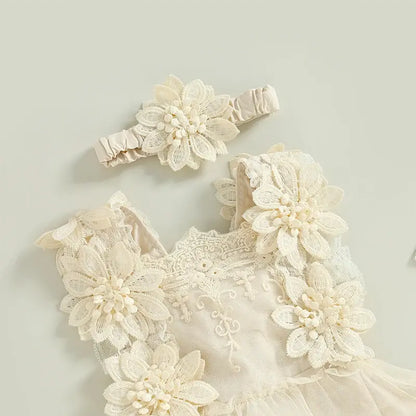 Off-White Sleeveless Romper with Elegant Detailing – Perfect for Special Occasions