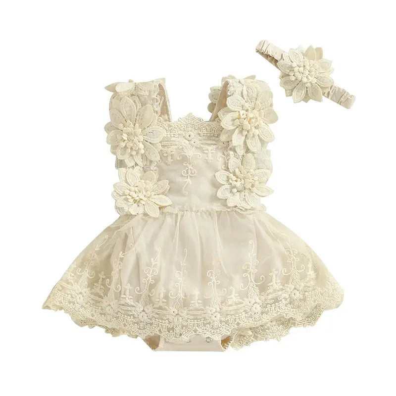 Off-White Sleeveless Romper with Elegant Detailing – Perfect for Special Occasions
