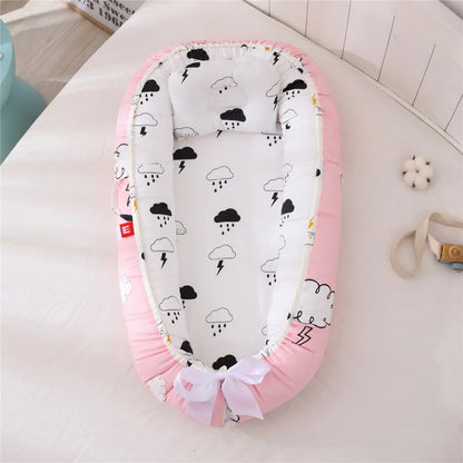 Babynest Portable Newborn Lounger - Cozy, Secure & Machine Washable