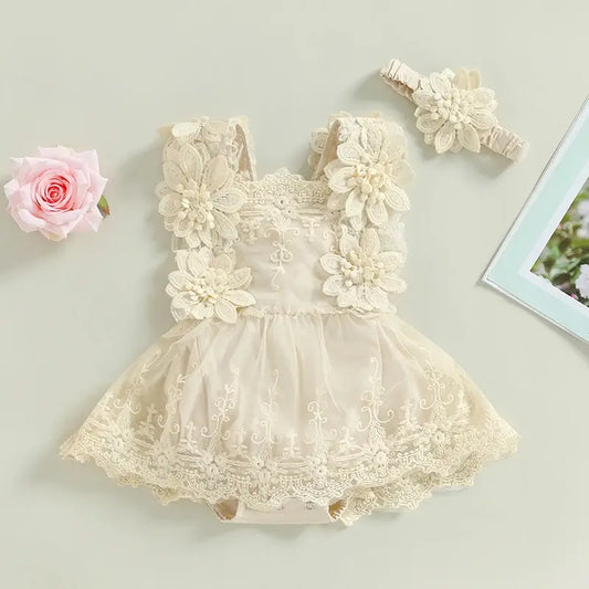 Off-White Sleeveless Romper with Elegant Detailing – Perfect for Special Occasions