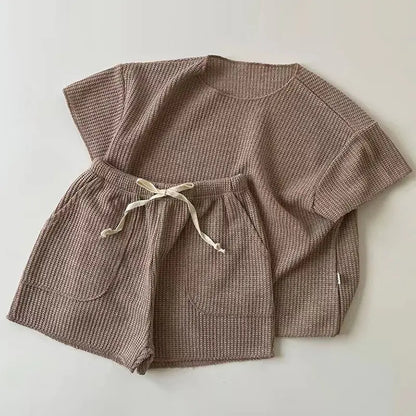 Solid Knit T-Shirt and Shorts Set for Kids – Comfortable & Stylish
