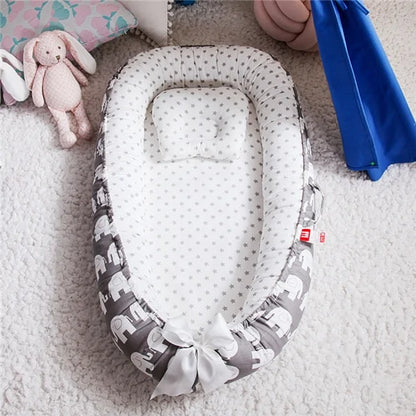 Babynest Portable Newborn Lounger - Cozy, Secure & Machine Washable
