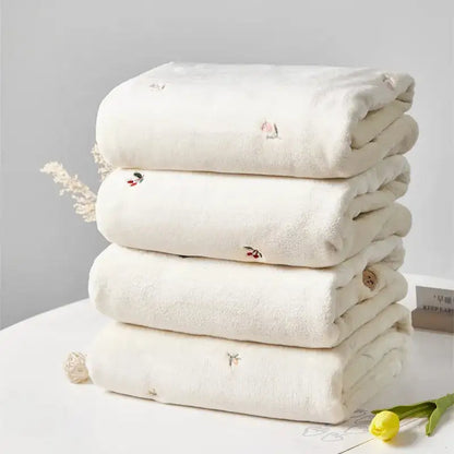 Cozy & Warm Newborn Fleece Swaddle Blanket - Size 125x90cm