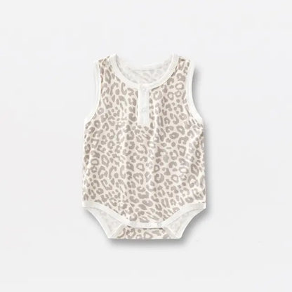 Bamboo Fiber Baby Zippered Romper – Soft, Eco-Friendly, and Comfortable for Newborns