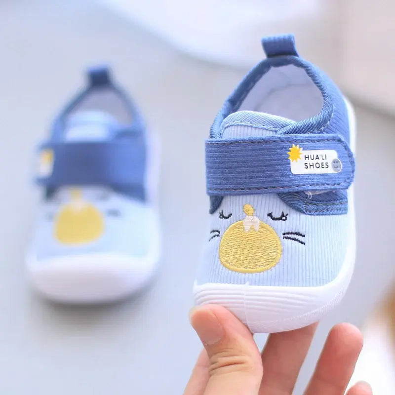 Baby Learning to Walk Shoes – Fun Cartoon Design and Comfortable Low-Top Sneakers