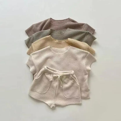 Solid Knit T-Shirt and Shorts Set for Kids – Comfortable & Stylish